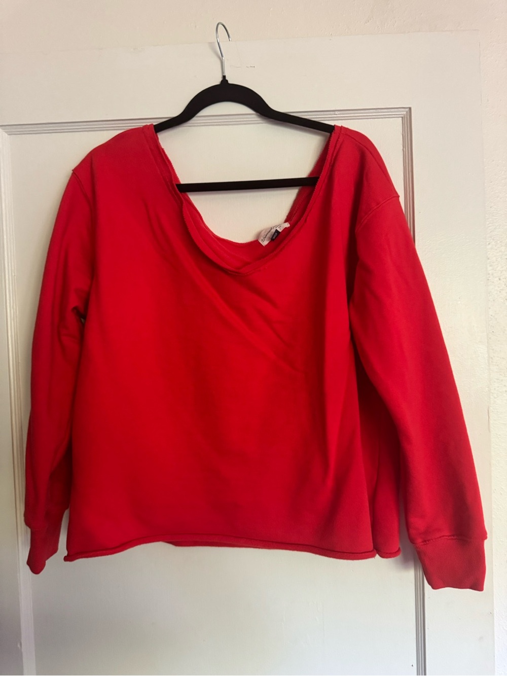 Universal Thread Red Off Shoulder Cropped Sweatshirt XL